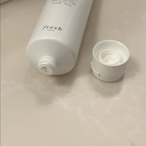 Fresh facial cleanser
